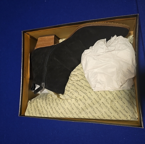 kelsi dagger brooklyn boots Ankle Cow Suede Women Size 12m NIB - Picture 2 of 12